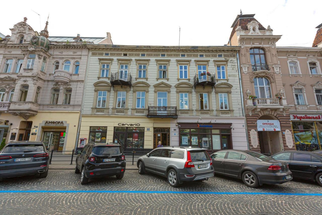 Центр На Вулиці Проспект Шевченка 12 Навпроти Макдональса З Балконом Apartment Lviv Bagian luar foto